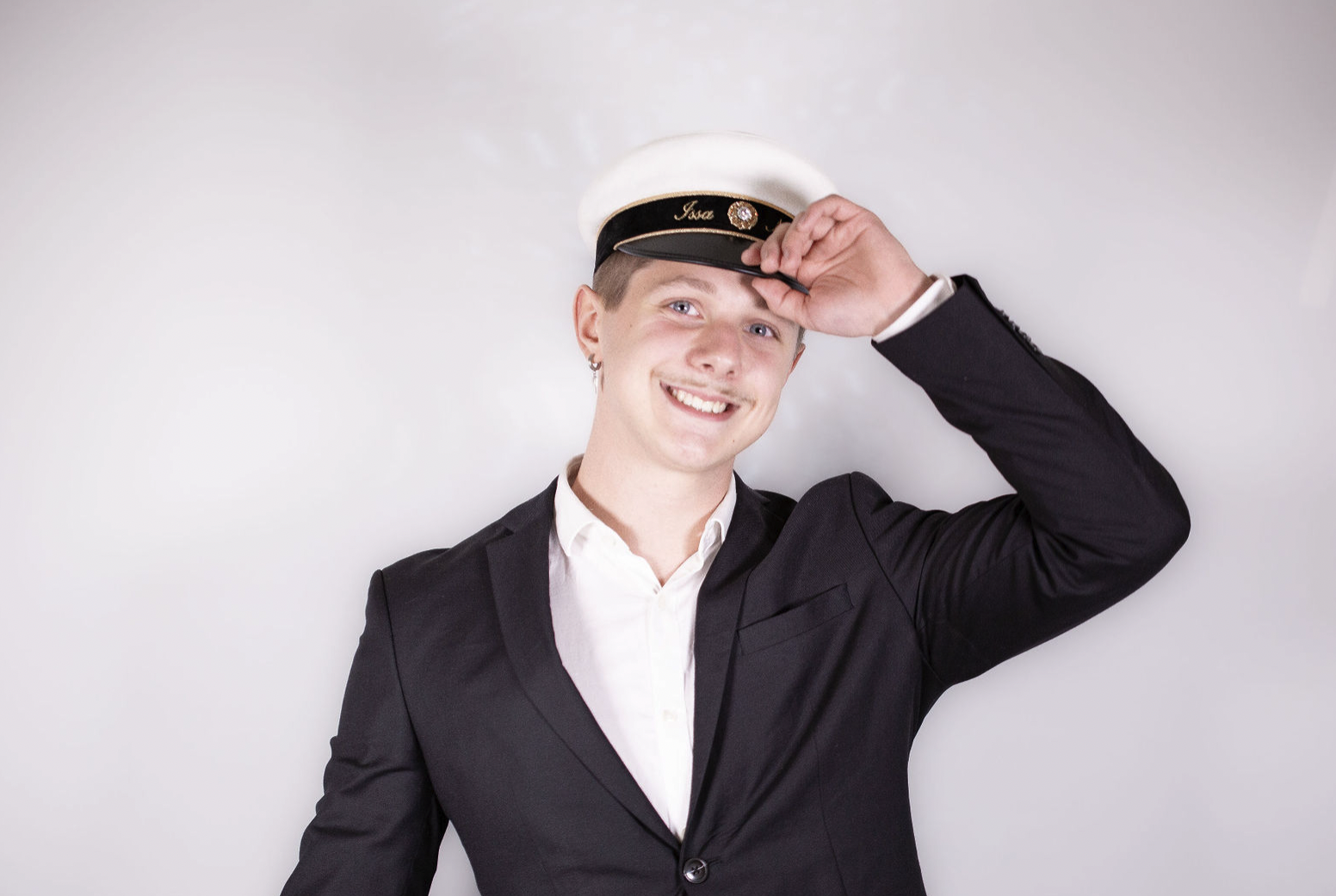 skapa-din-studentm-ssa-f-r-din-student-billigt-och-fraktfritt